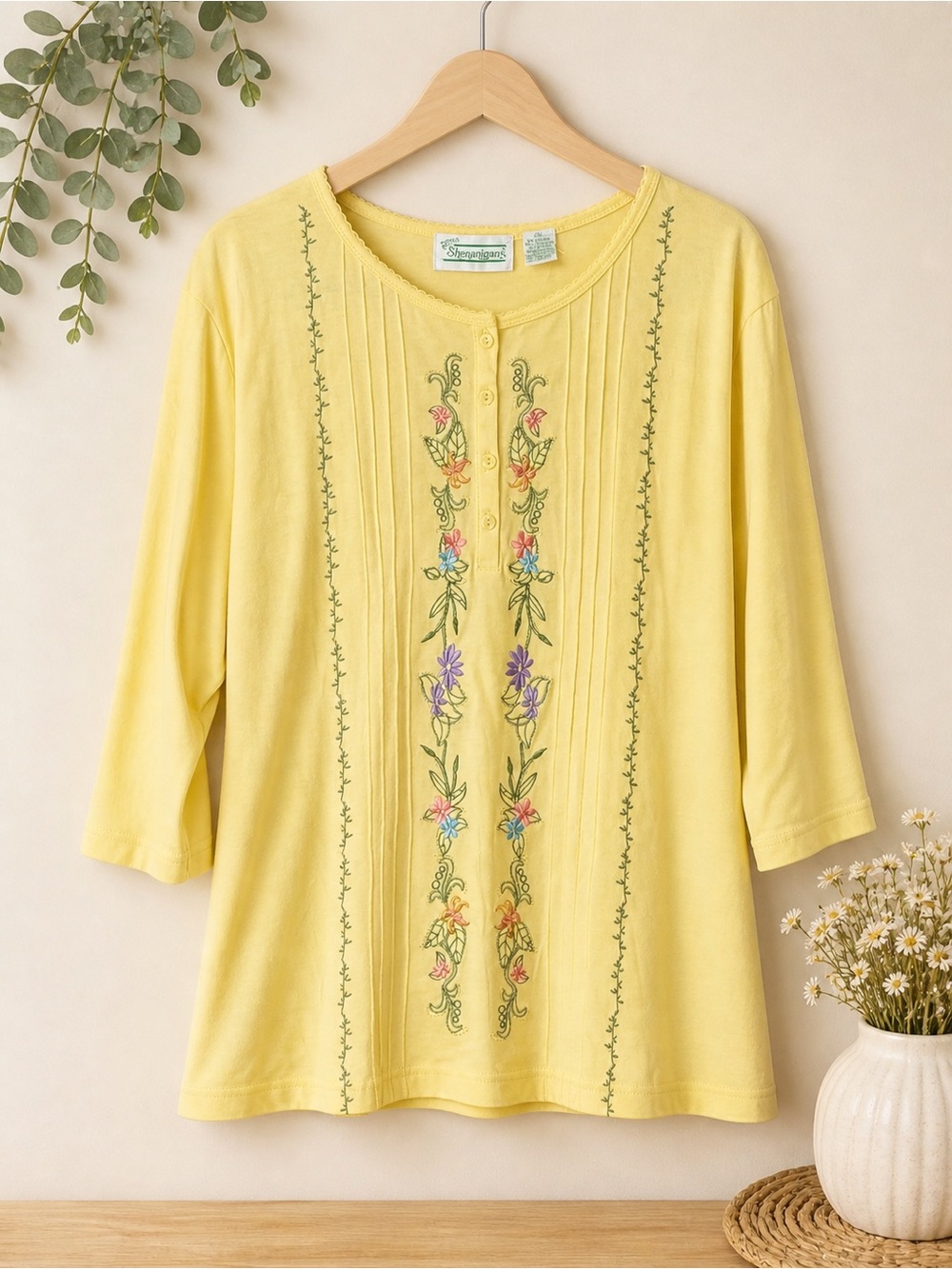 Shenanigans Yellow Floral Embroidered 3/4 length‎ Sleeve Top Size 2X
